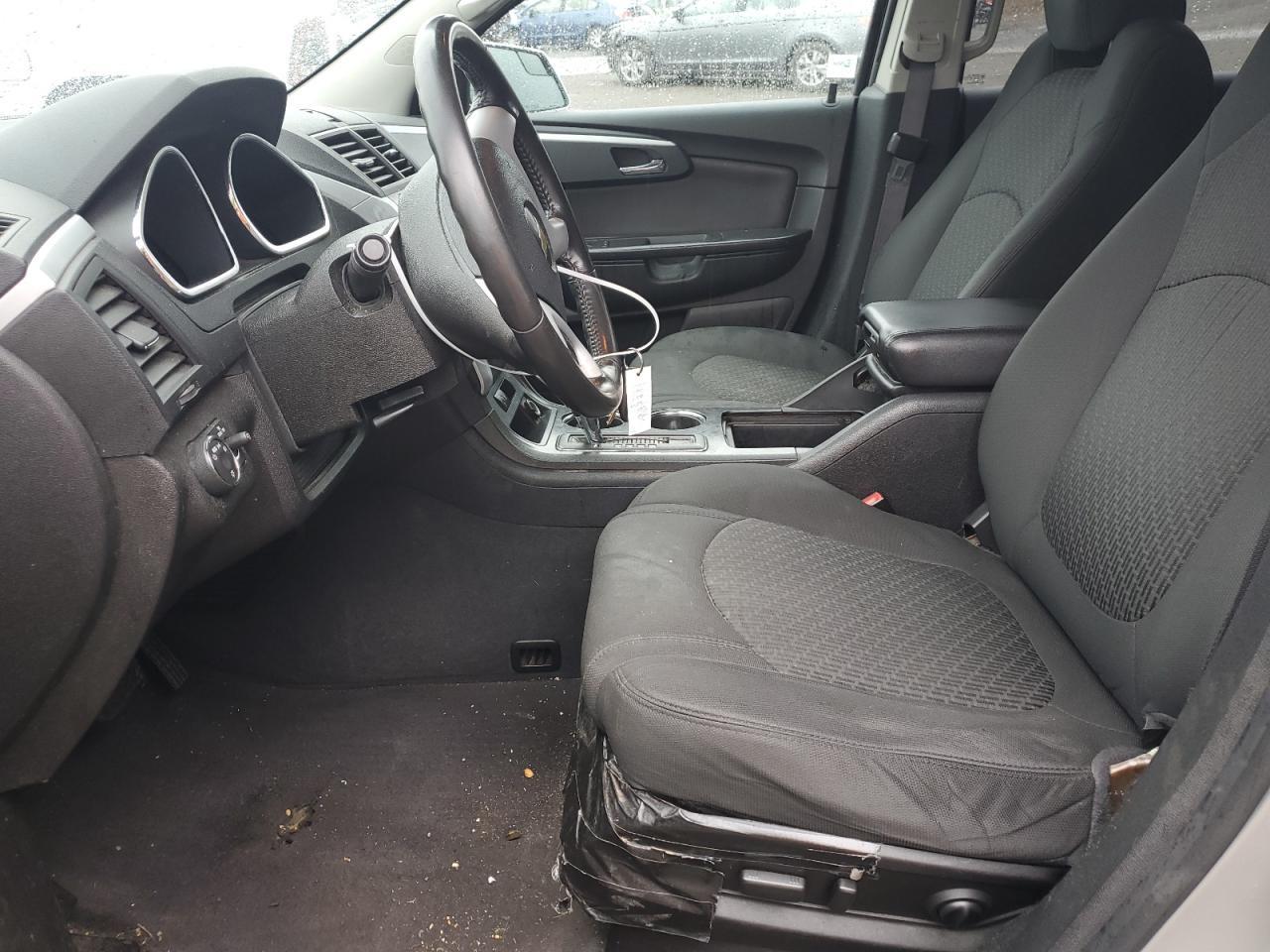 2011 CHEVROLET TRAVERSE L - Фото 7