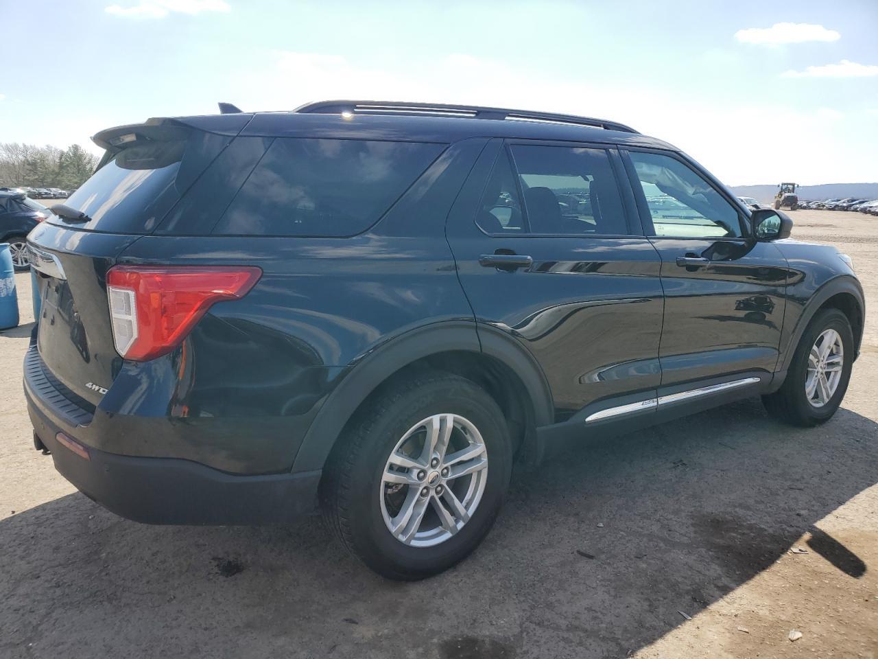2022 FORD EXPLORER X - Фото 3