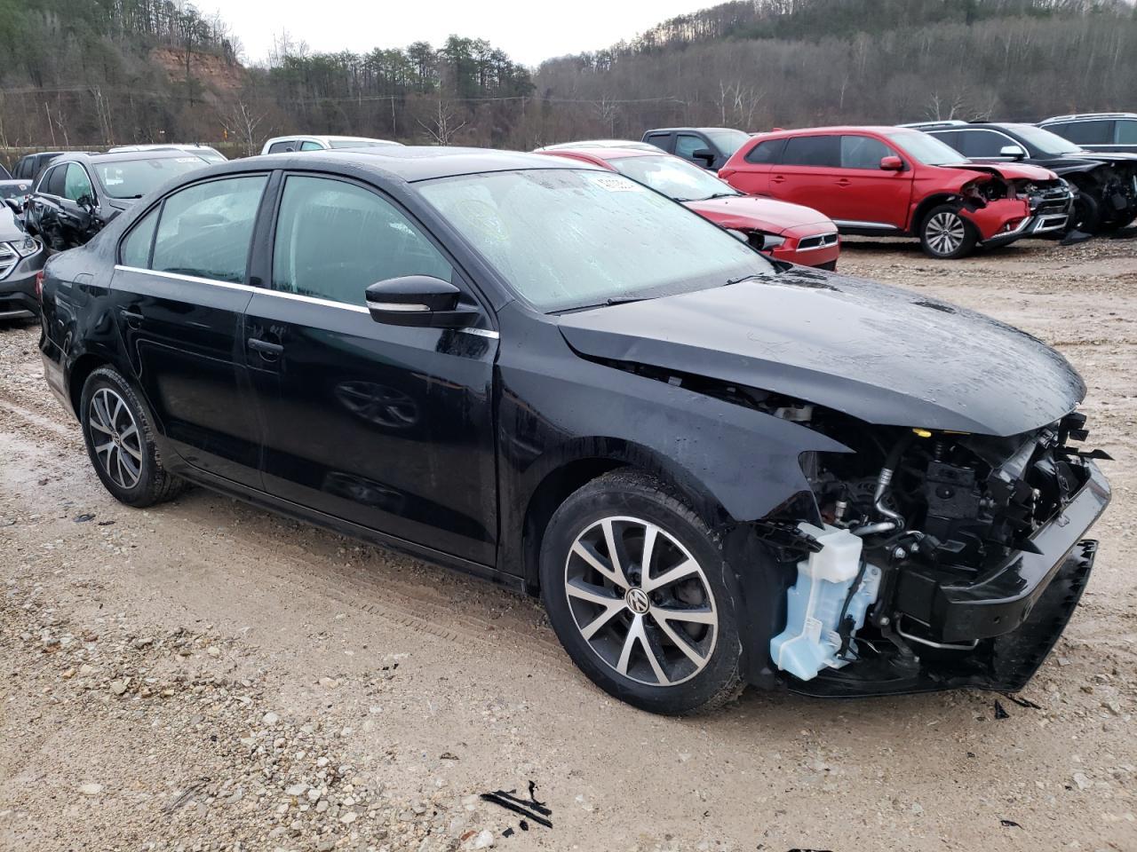 2017 VOLKSWAGEN JETTA SE - Image 4