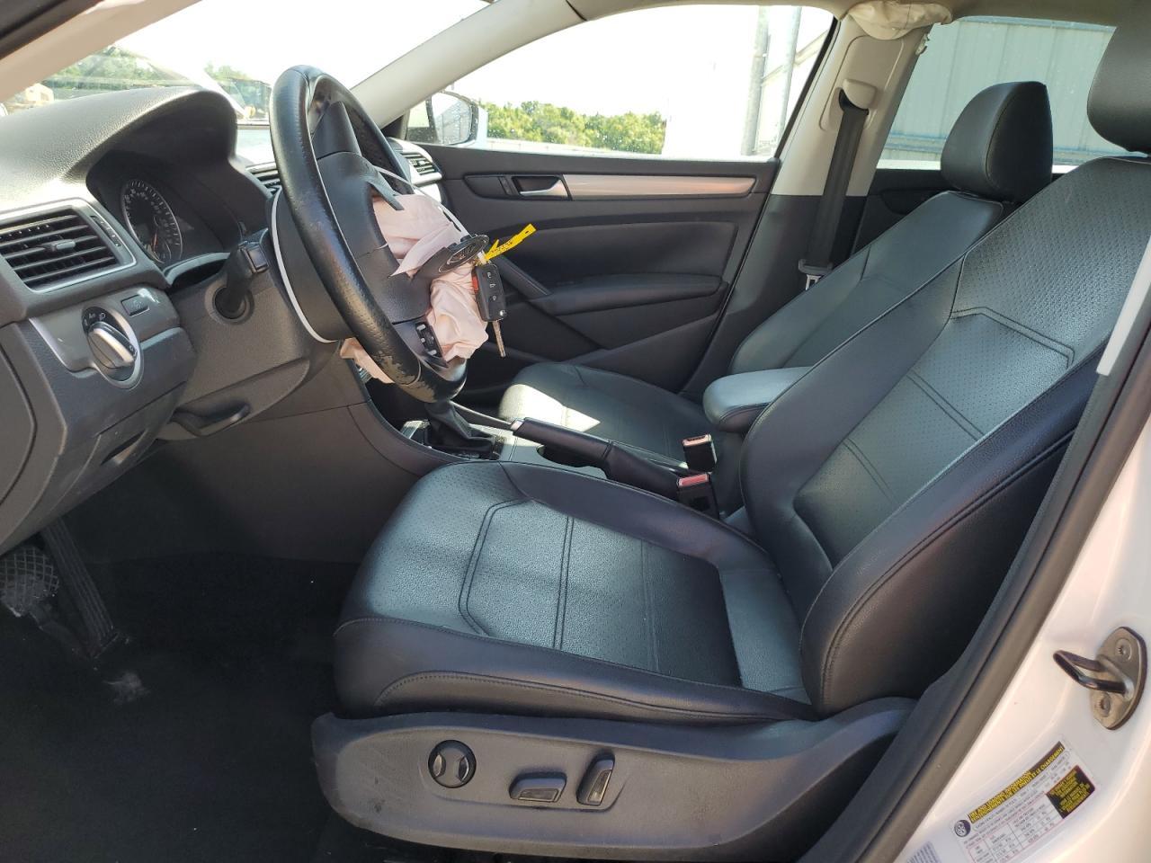 2015 VOLKSWAGEN PASSAT S - Фото 7