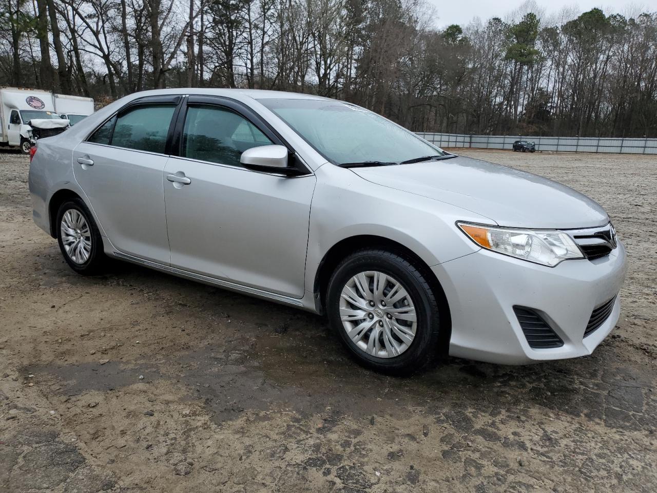 2013 TOYOTA CAMRY L - Фото 4