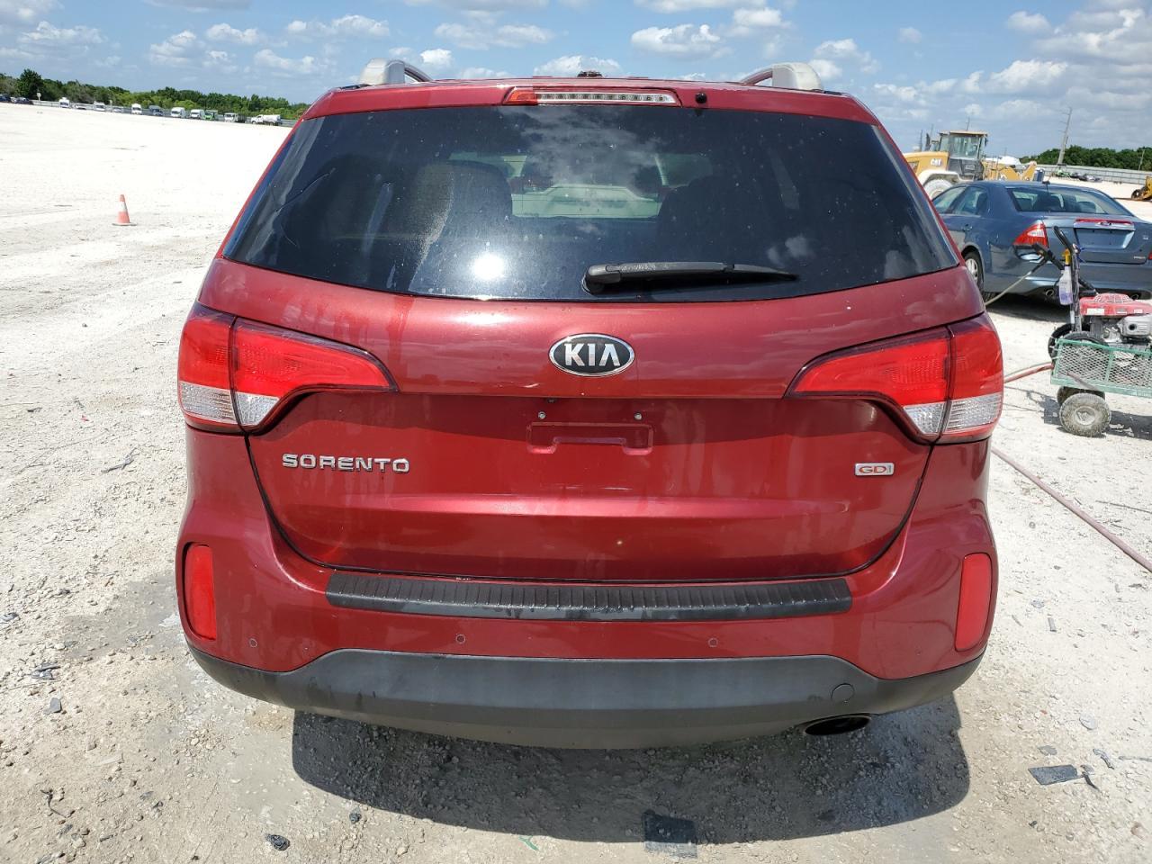 2015 KIA SORENTO LX - Image 6