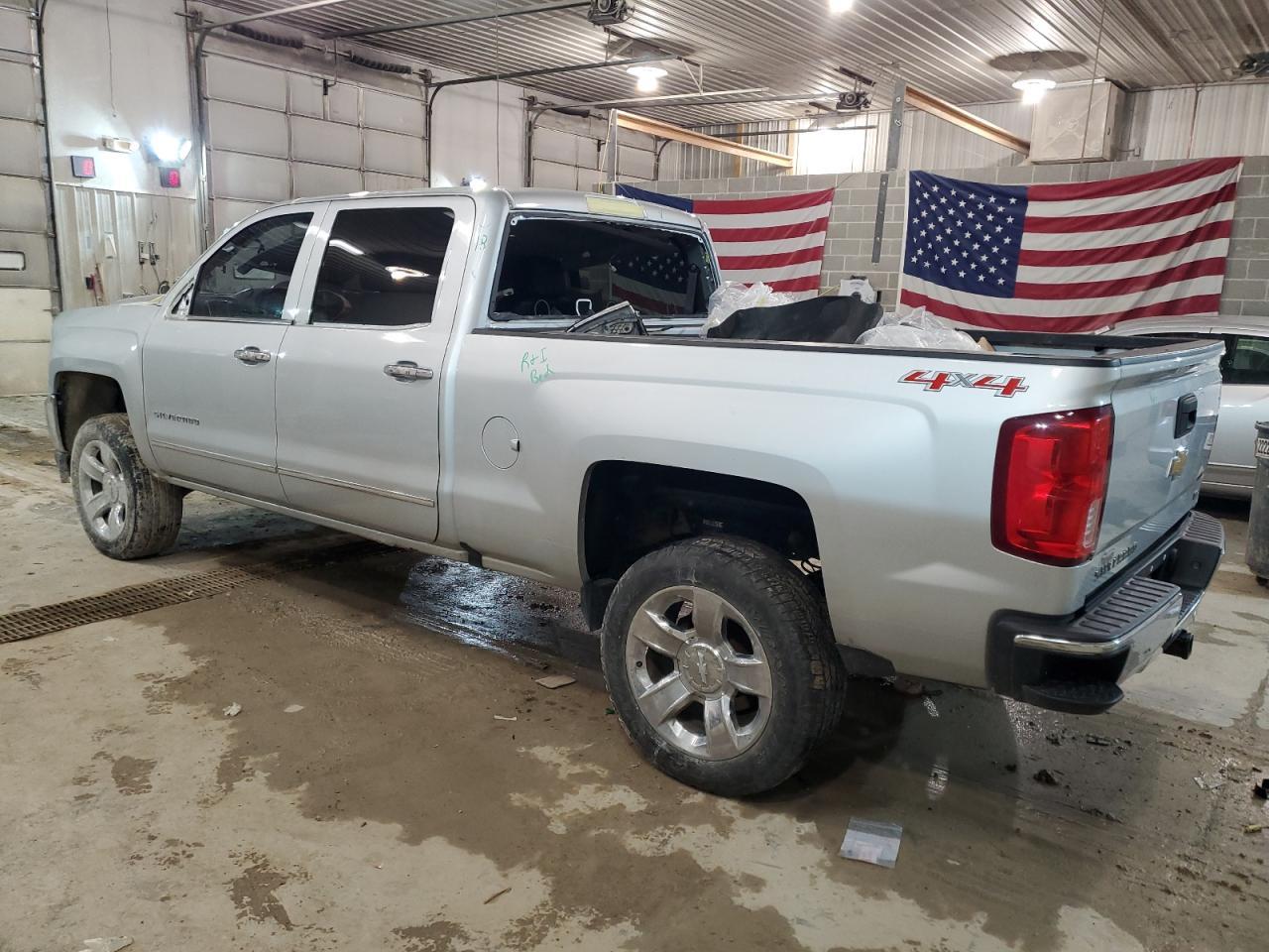 2016 CHEVROLET SILVERADO - Фото 2