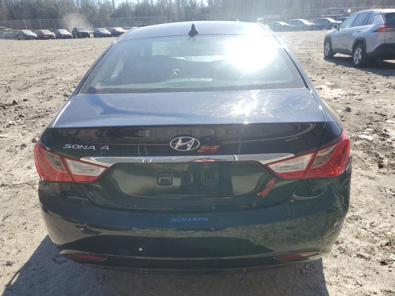 2011 HYUNDAI SONATA GLS - Image 6