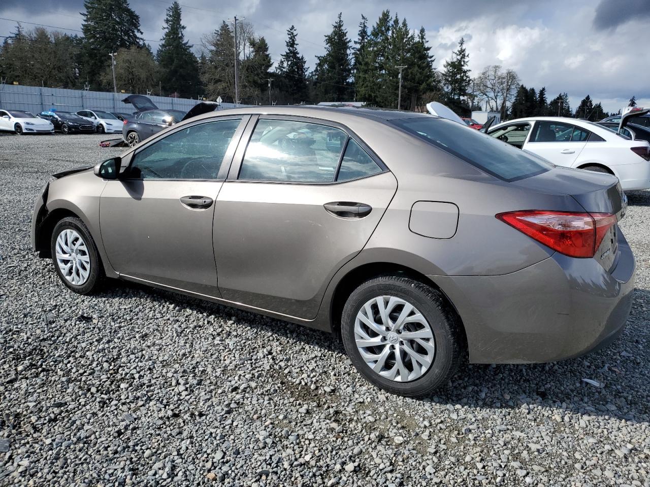 2018 TOYOTA COROLLA L - Фото 2