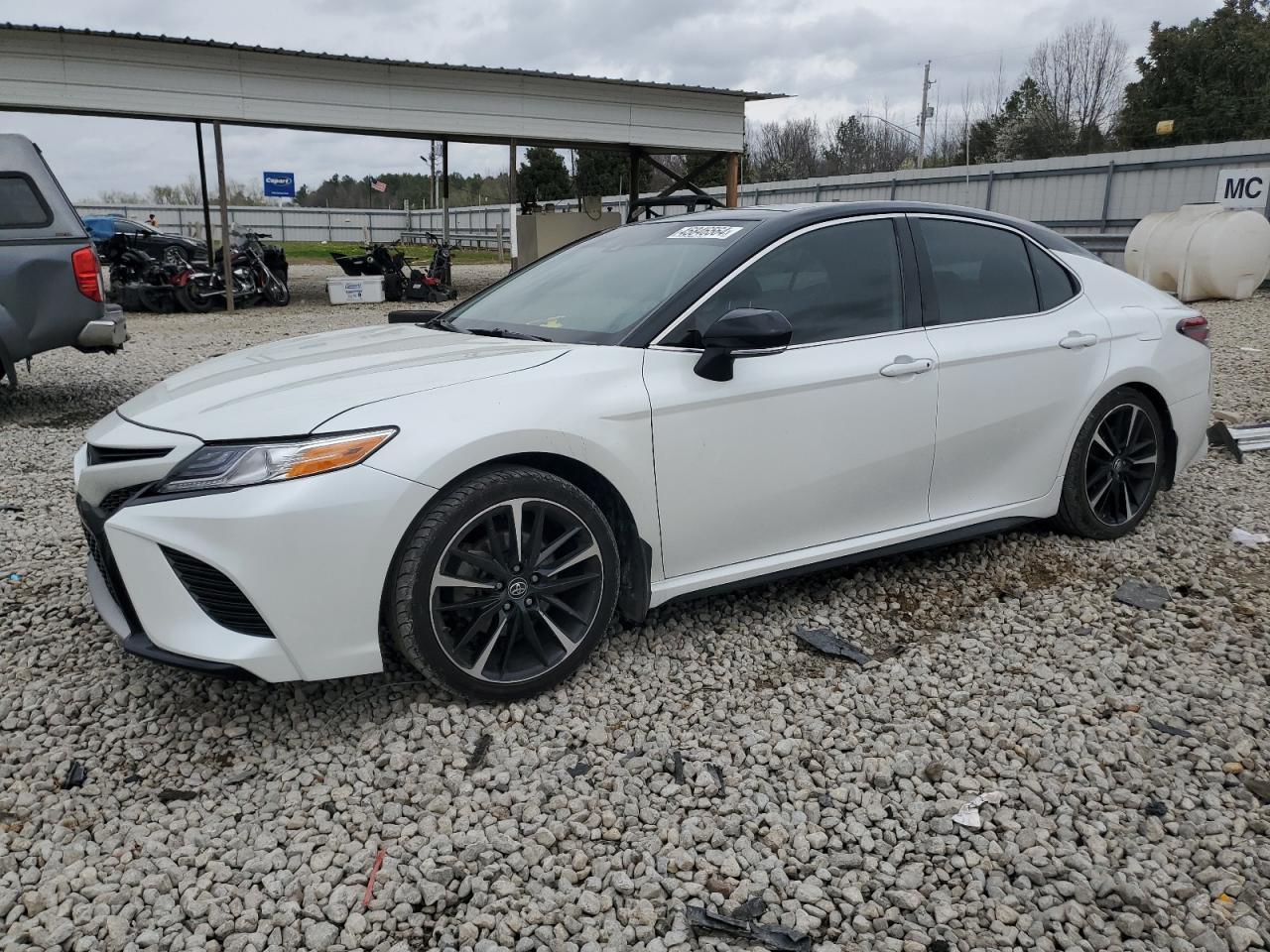 2019 TOYOTA CAMRY XSE