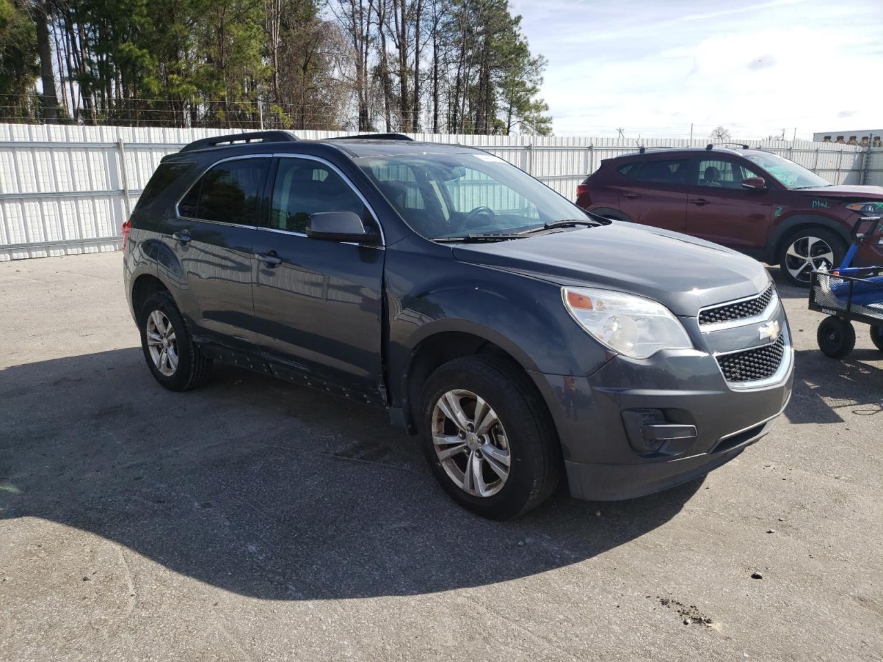 2011 CHEVROLET EQUINOX LT - Image 4