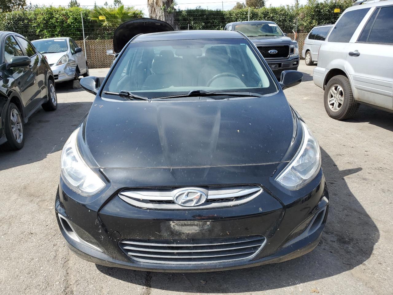 2016 HYUNDAI ACCENT SE - Image 5