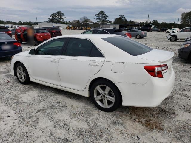2013 Toyota Camry L - Фото 2