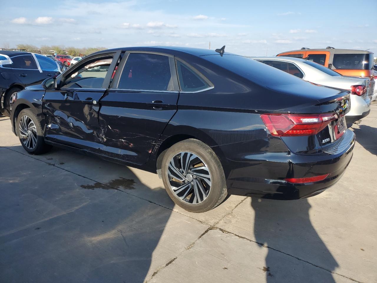 2020 VOLKSWAGEN JETTA SEL - Image 2