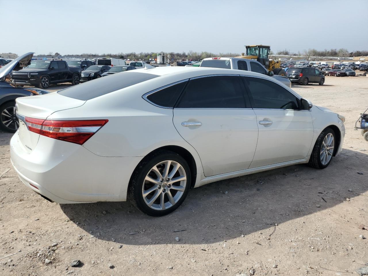 2014 TOYOTA AVALON BAS - Image 3