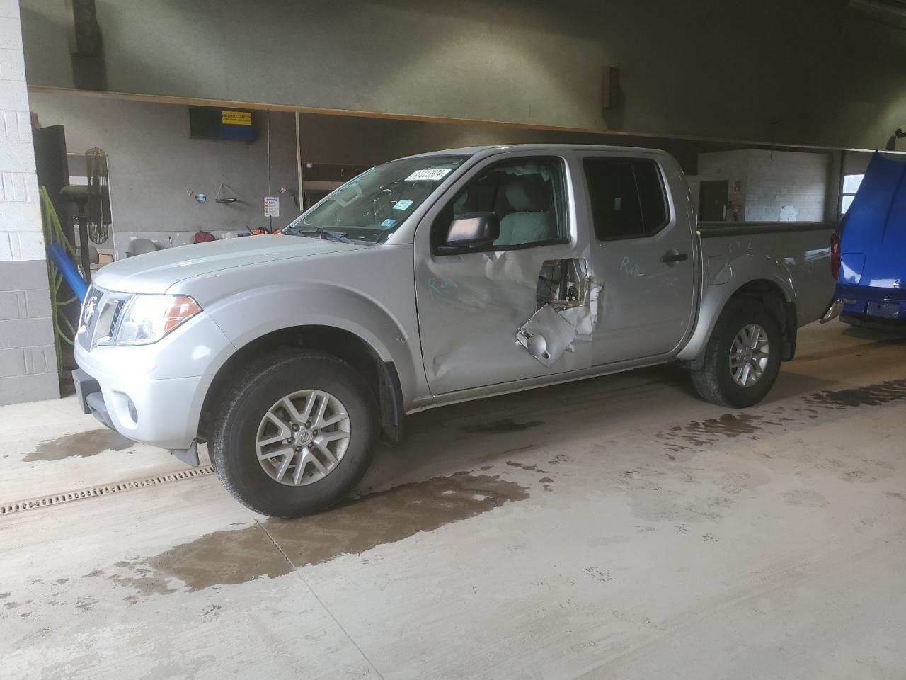 2019 NISSAN FRONTIER S