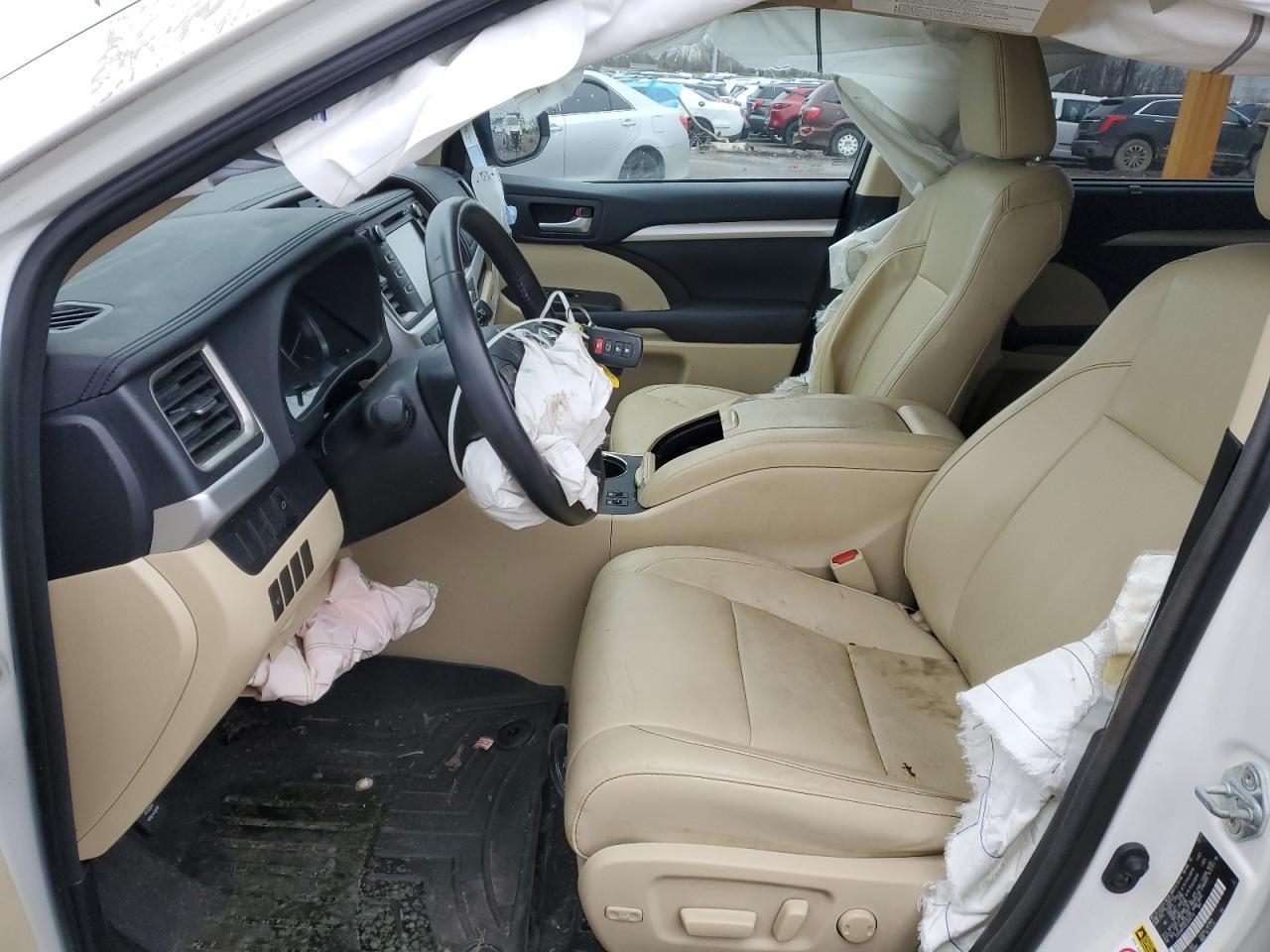 2014 TOYOTA HIGHLANDER - Фото 7