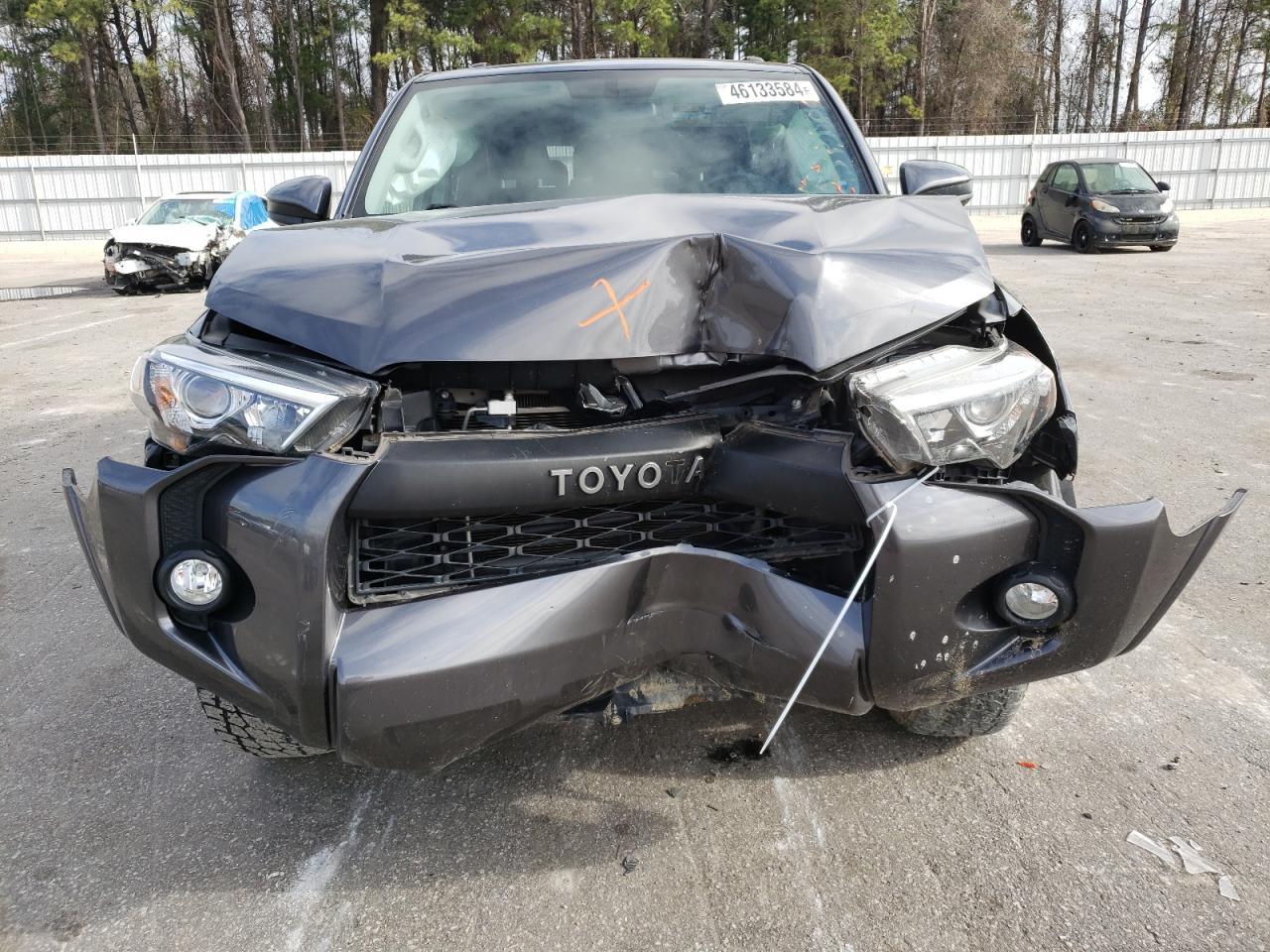 2019 TOYOTA 4RUNNER SR - Фото 5