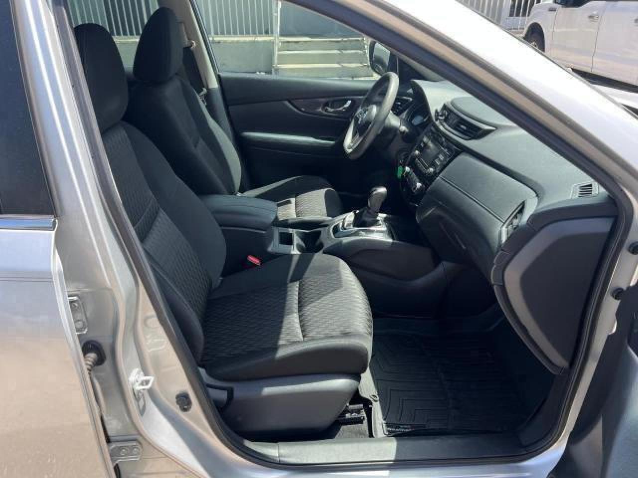 2017 NISSAN ROGUE S - Image 7
