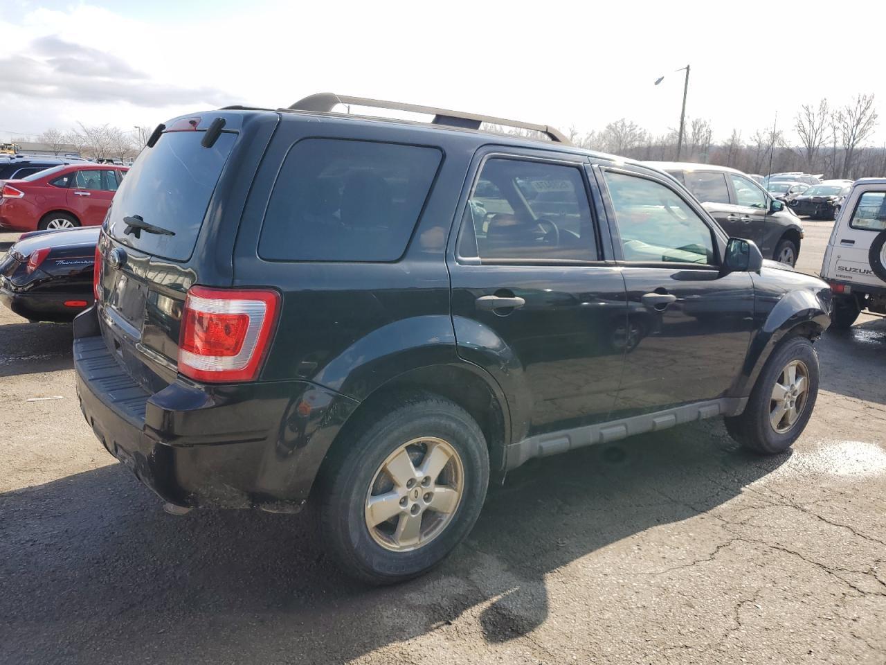2010 FORD ESCAPE XLT - Фото 3