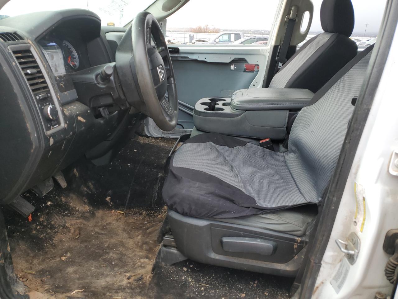 2015 RAM 1500 ST - Image 7