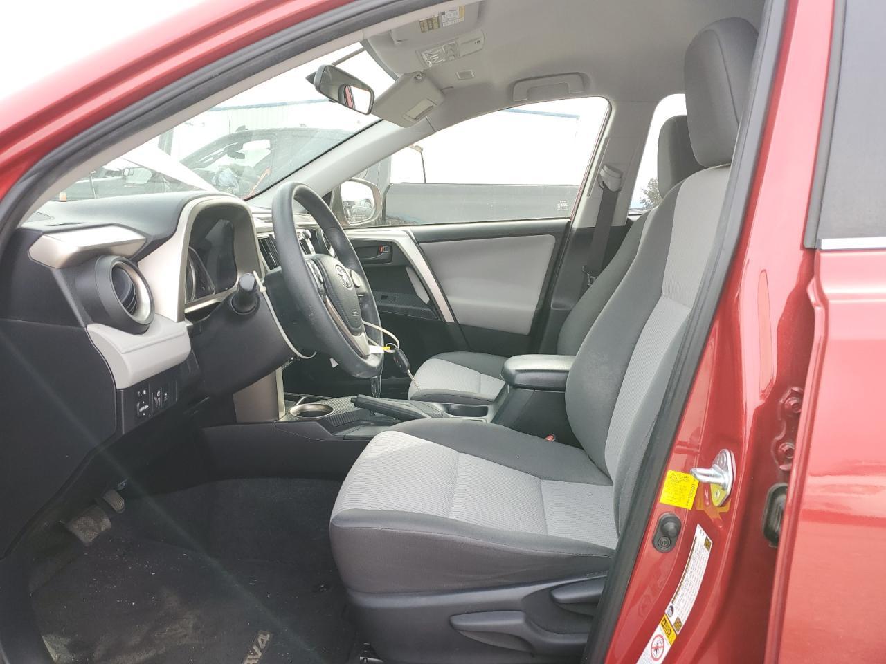 2015 TOYOTA RAV4 LE - Фото 7