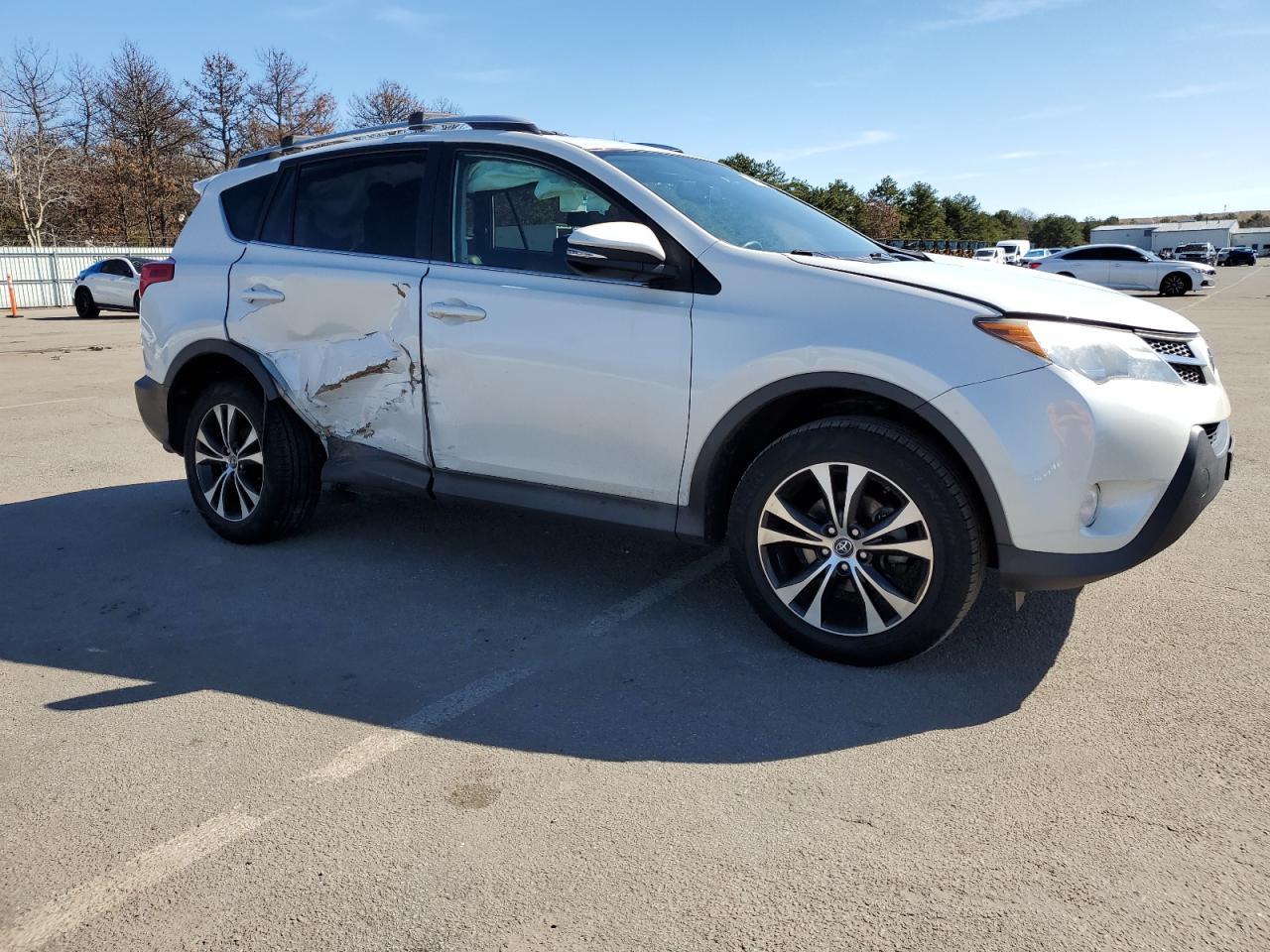 2015 TOYOTA RAV4 LIMIT - Фото 4