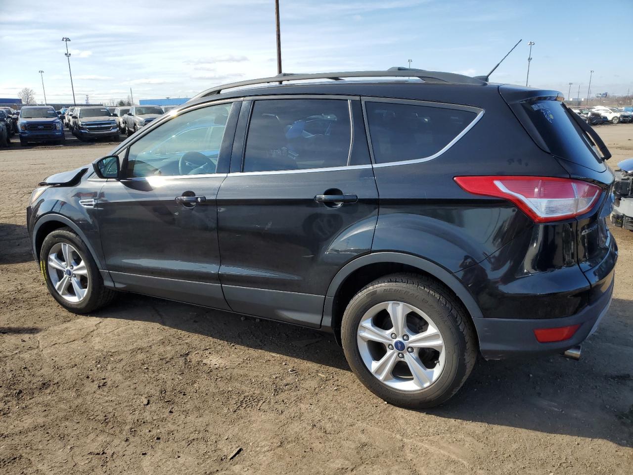 2013 FORD ESCAPE SE - Image 2