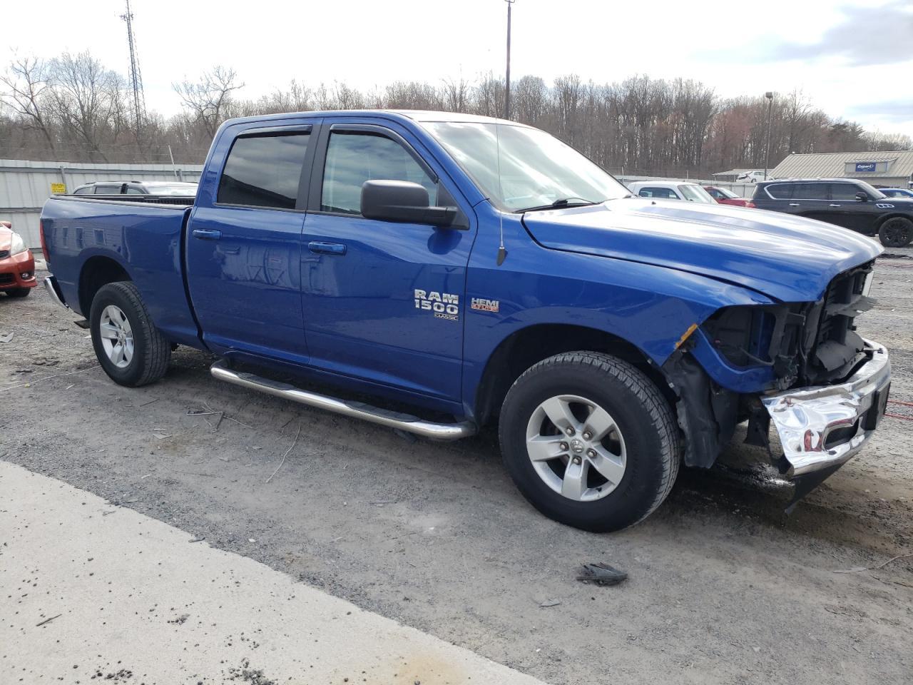 2019 RAM 1500 CLASS - Image 4
