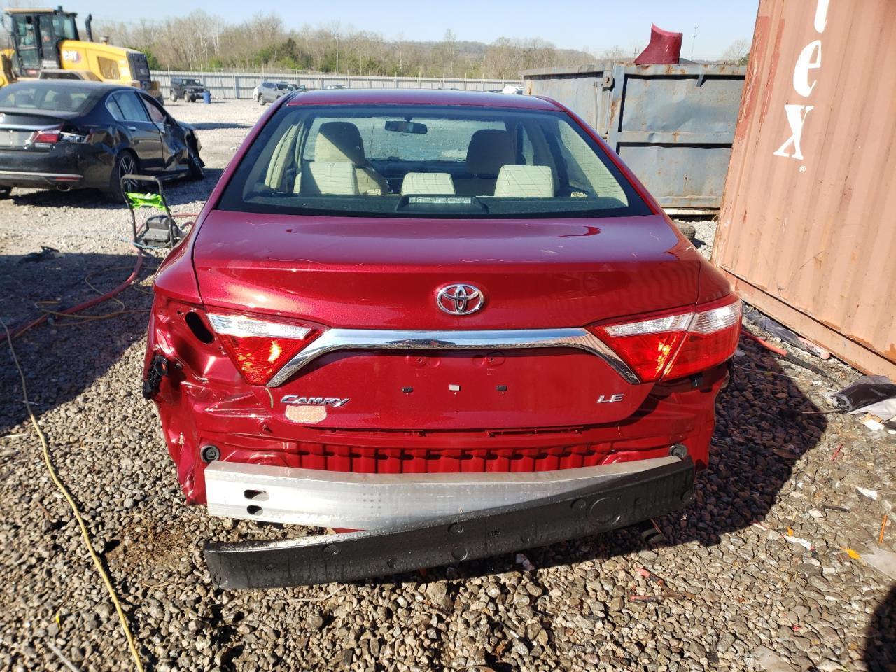 2016 TOYOTA CAMRY LE - Image 6