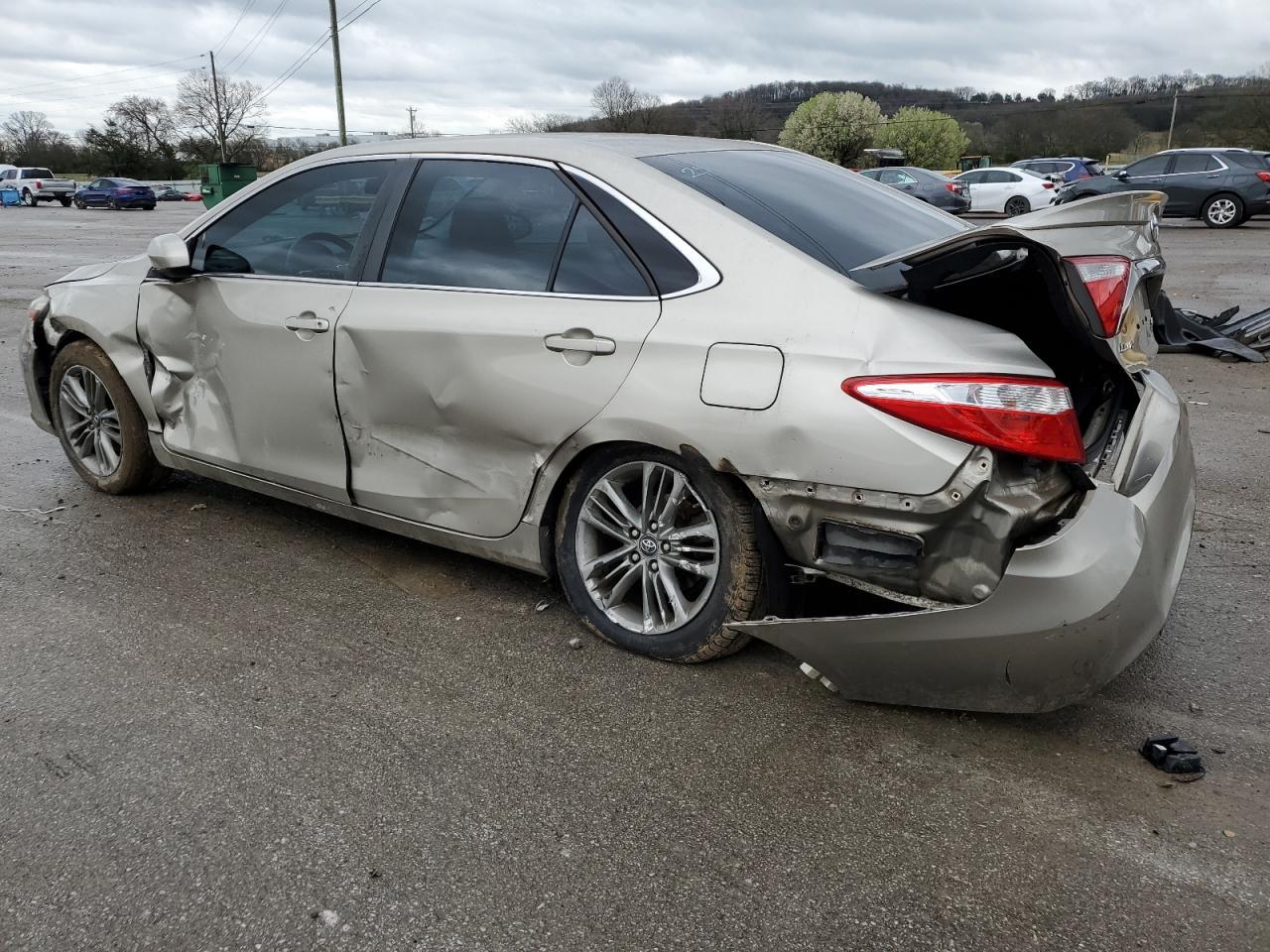 2016 TOYOTA CAMRY LE - Image 2