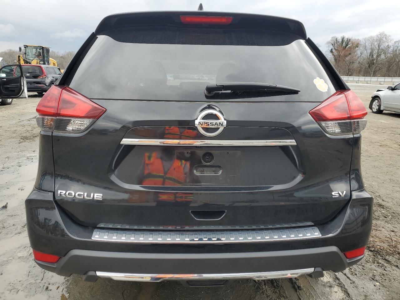2017 NISSAN ROGUE S - Image 6