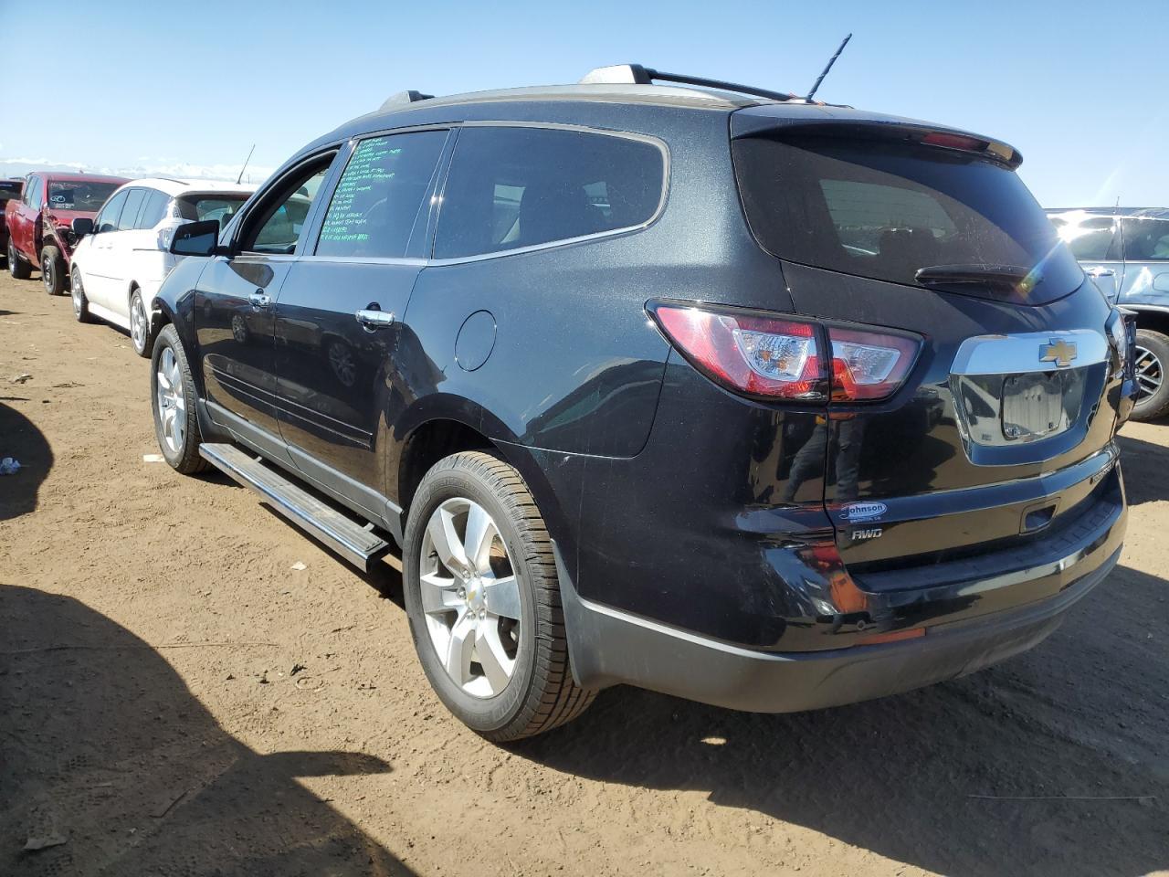 2014 CHEVROLET TRAVERSE L - Image 2