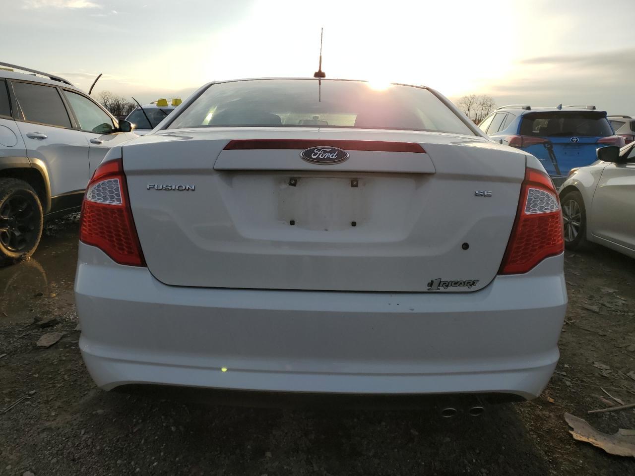 2012 FORD FUSION SE - Фото 6