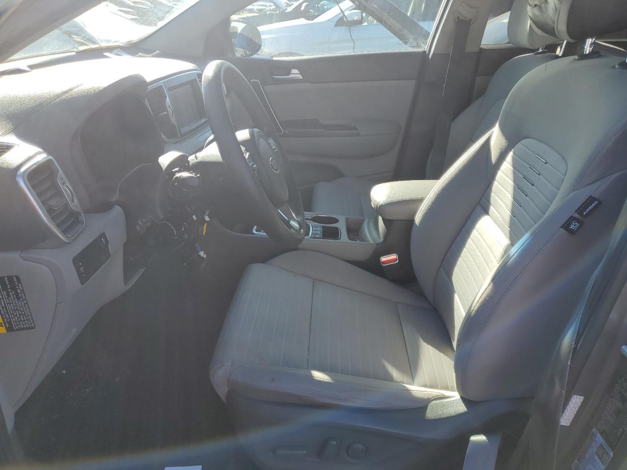 2017 KIA SPORTAGE L - Image 7