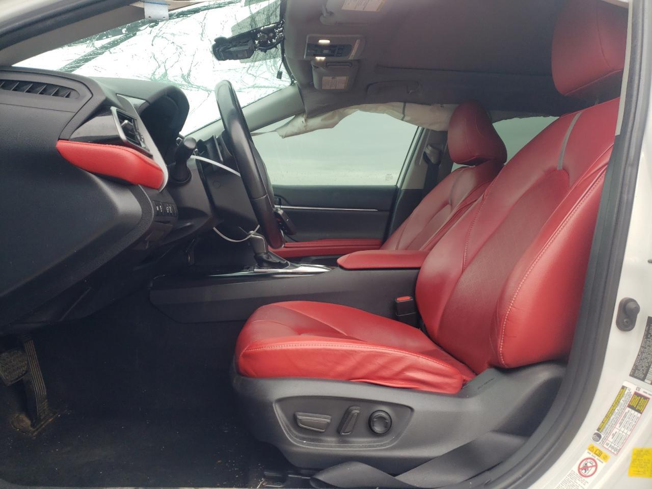 2019 TOYOTA CAMRY XSE - Фото 7