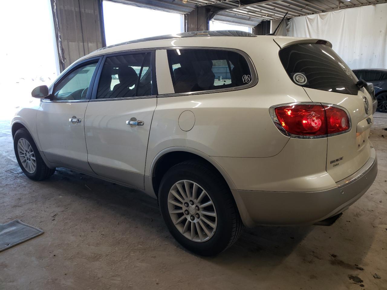2011 BUICK ENCLAVE CX - Фото 2