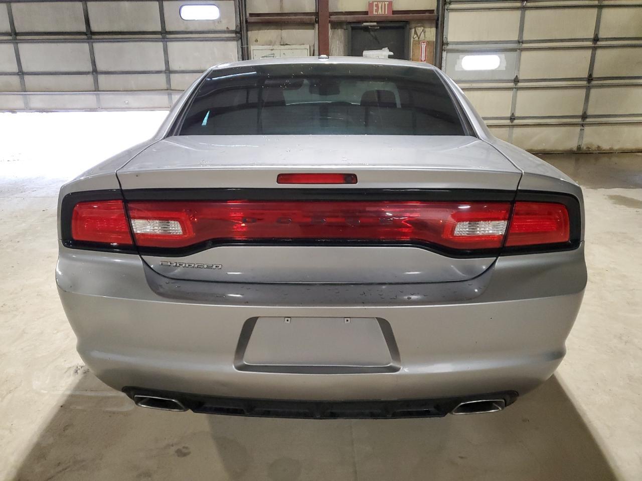 2013 DODGE CHARGER SE - Фото 6