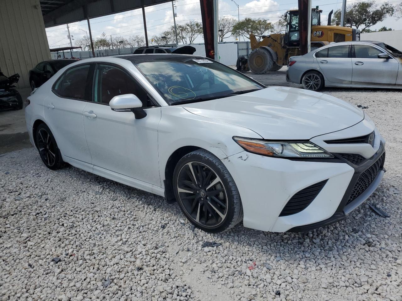 2019 TOYOTA CAMRY XSE - Image 4