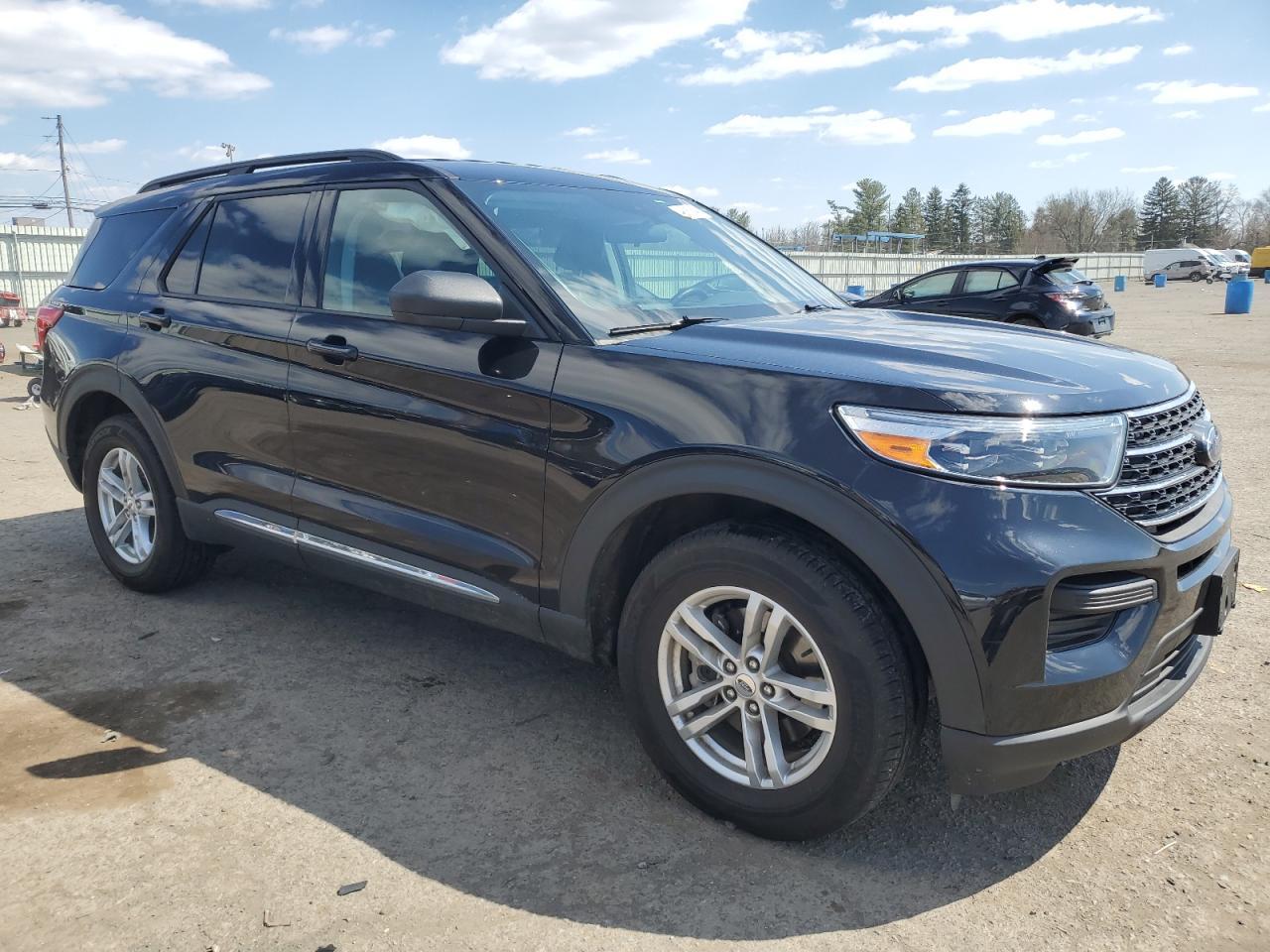 2022 FORD EXPLORER X - Фото 4