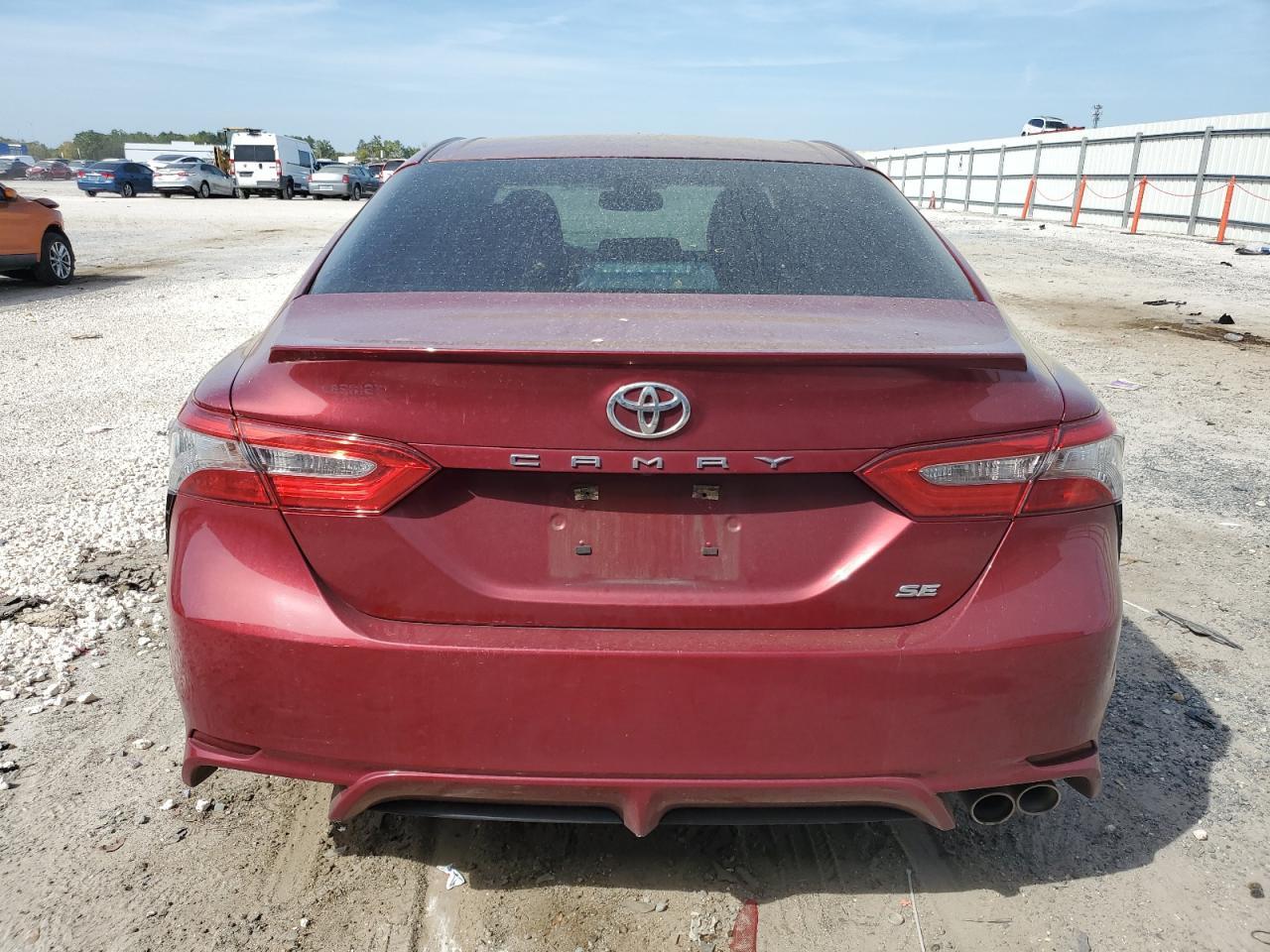 2018 TOYOTA CAMRY L - Фото 6