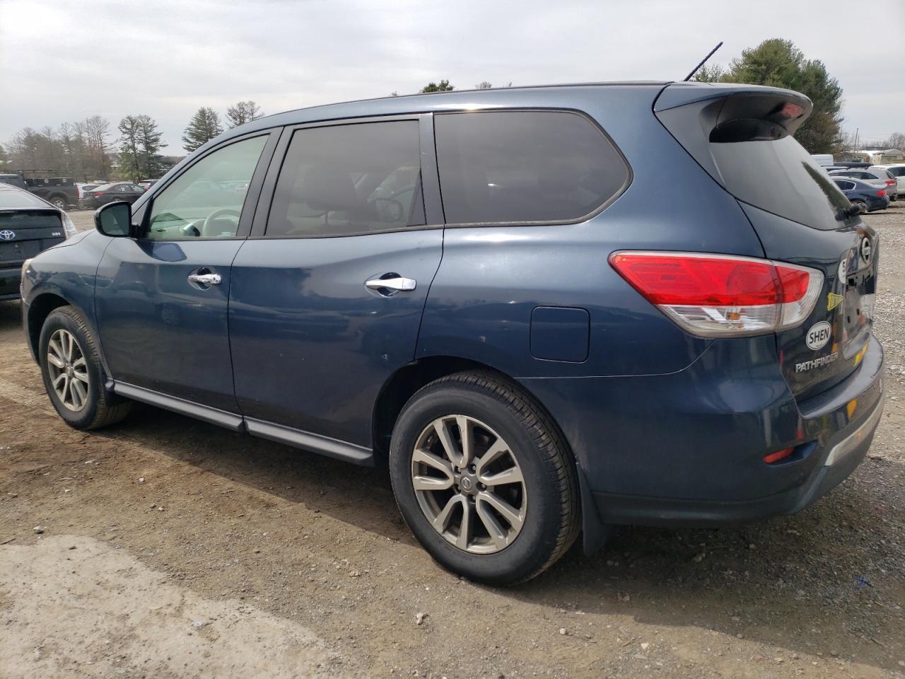 2013 NISSAN PATHFINDER - Фото 2