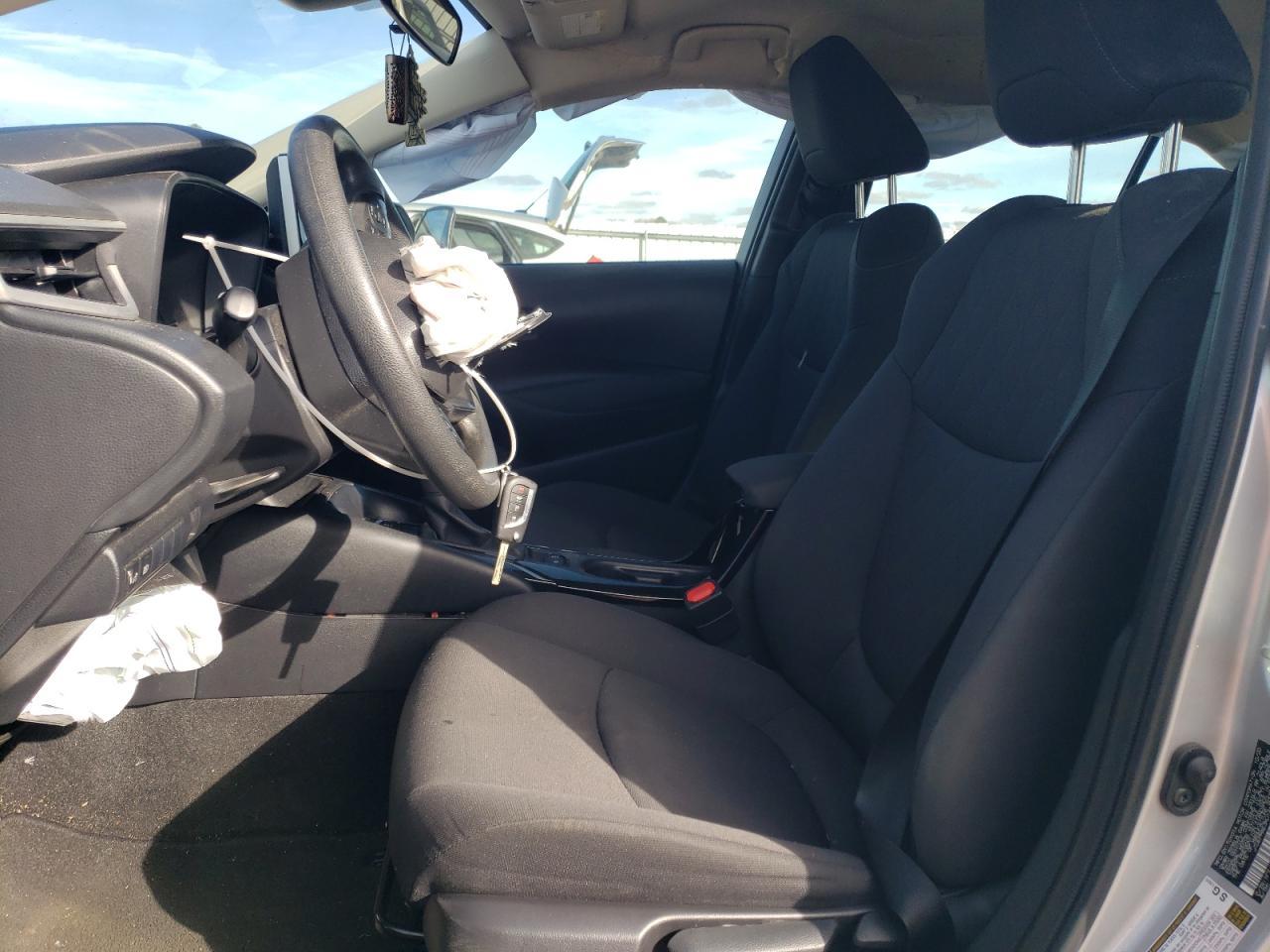 2021 TOYOTA COROLLA LE - Фото 7
