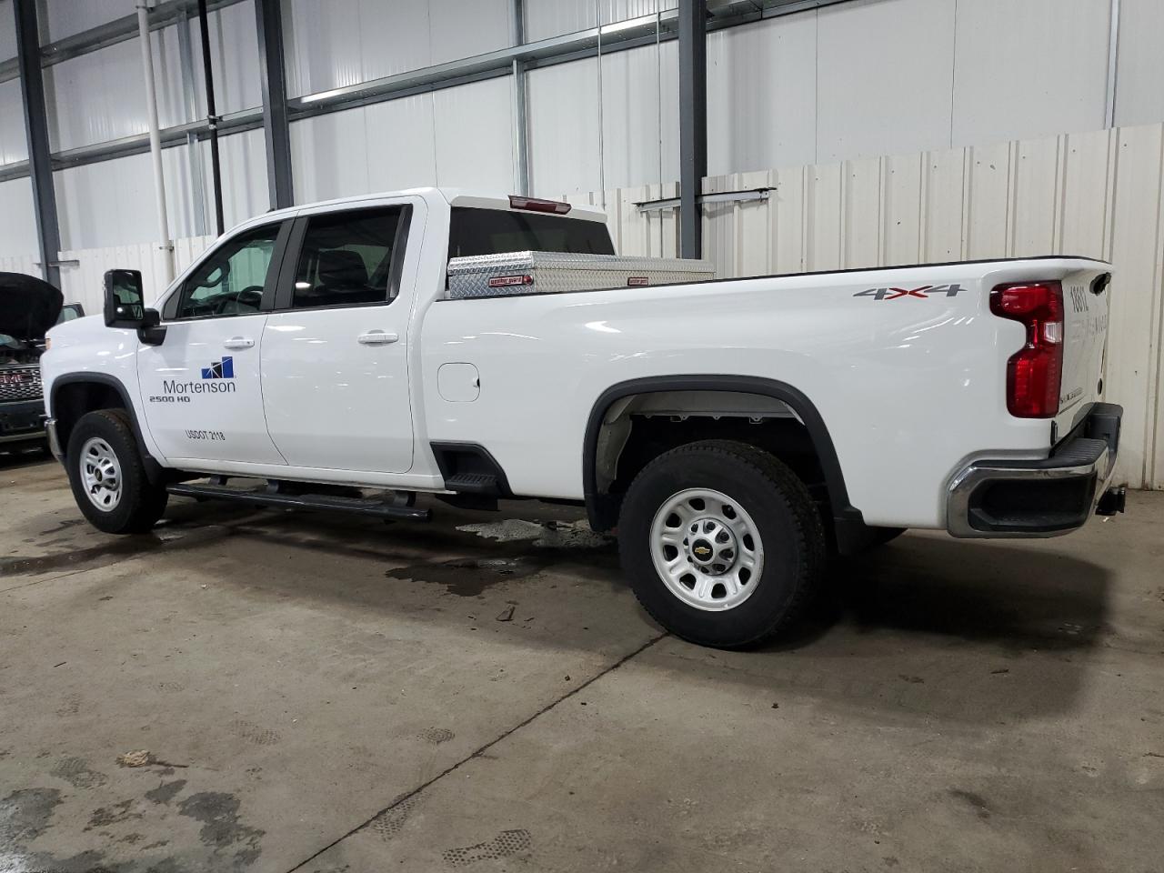 2020 CHEVROLET SILVERADO - Image 2