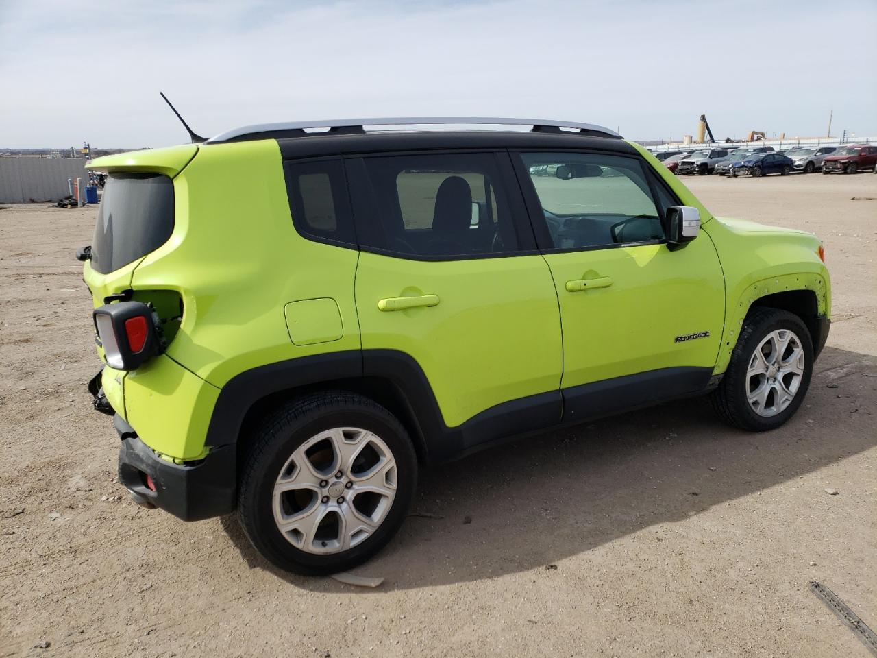 2017 JEEP RENEGADE L - Image 3