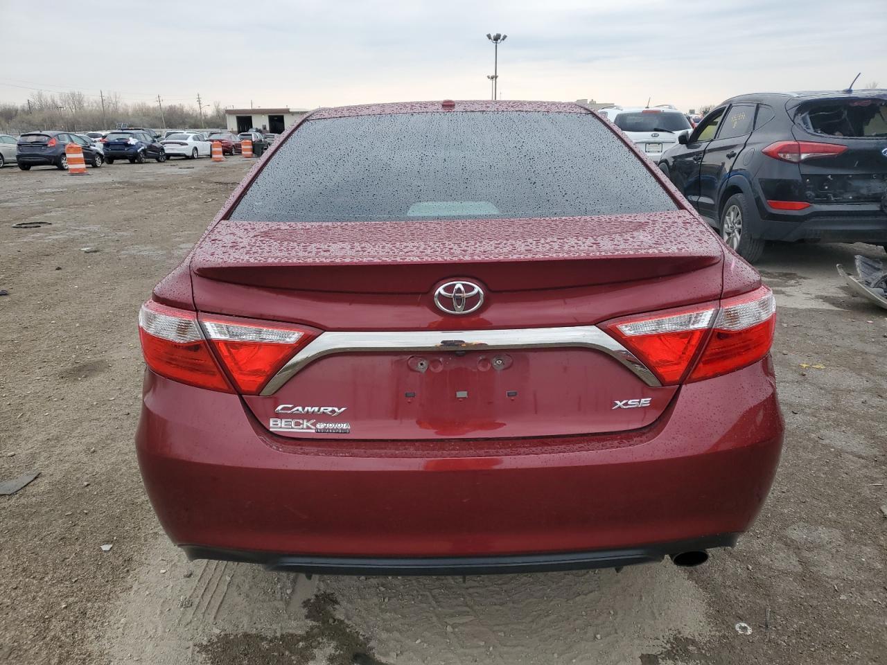 2017 TOYOTA CAMRY LE - Image 6