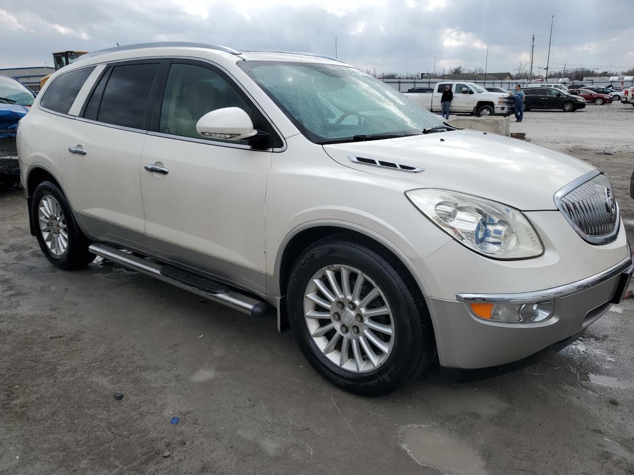 2011 BUICK ENCLAVE CX - Image 4