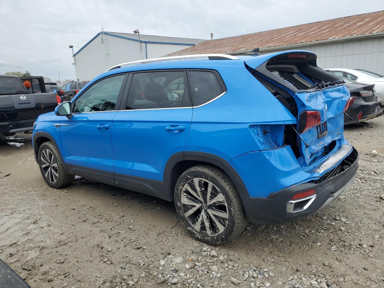 2023 VOLKSWAGEN TAOS SE - Фото 2