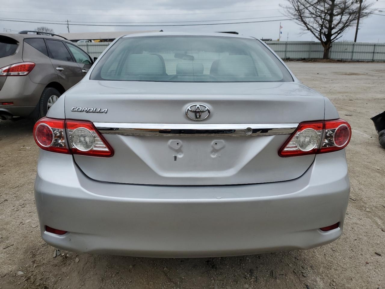 2013 TOYOTA COROLLA BA - Фото 6
