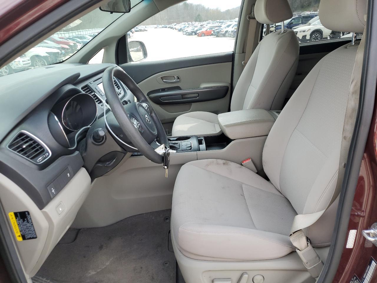 2016 KIA SEDONA LX - Image 7