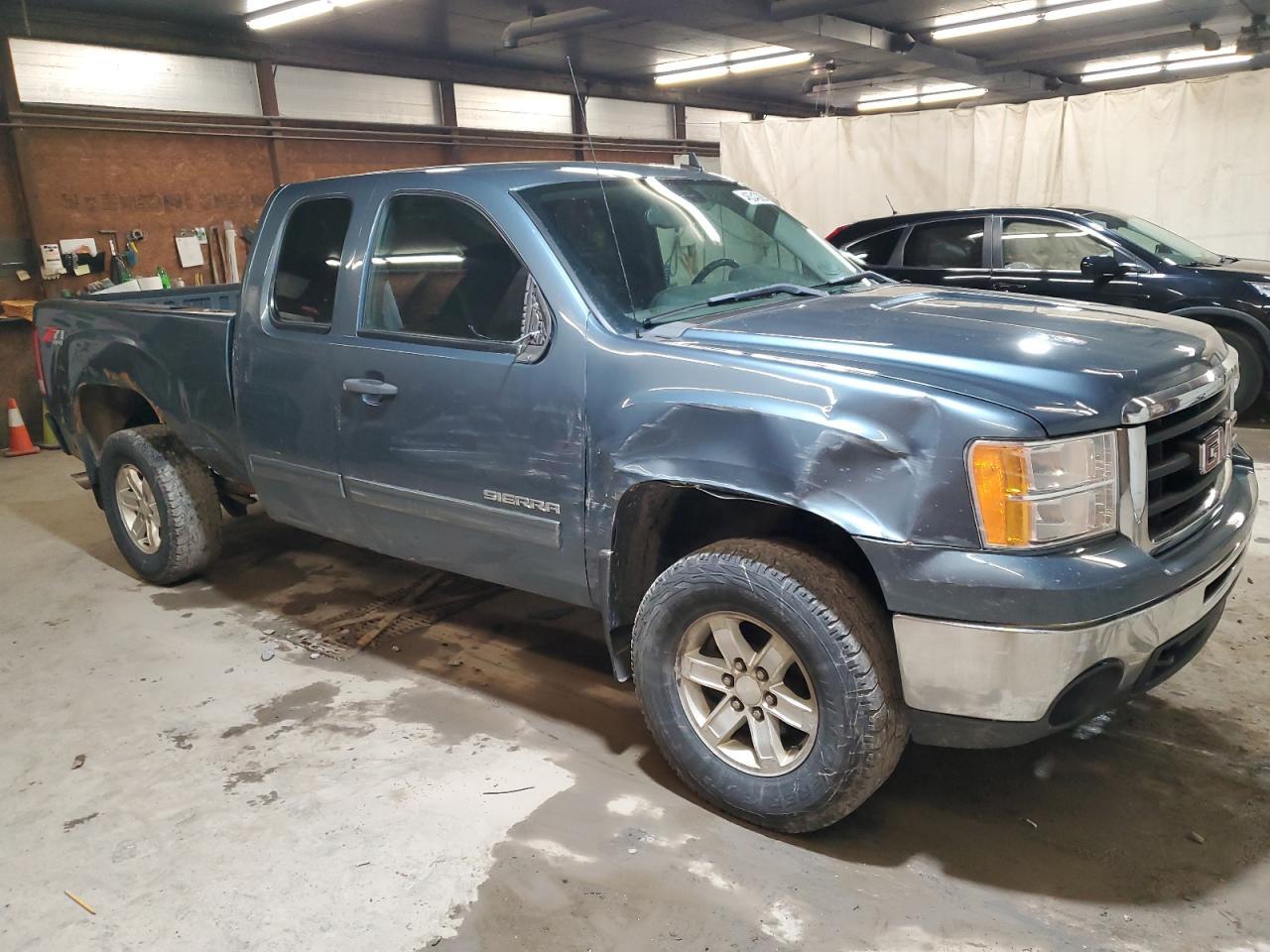 2011 GMC SIERRA K15 - Image 4