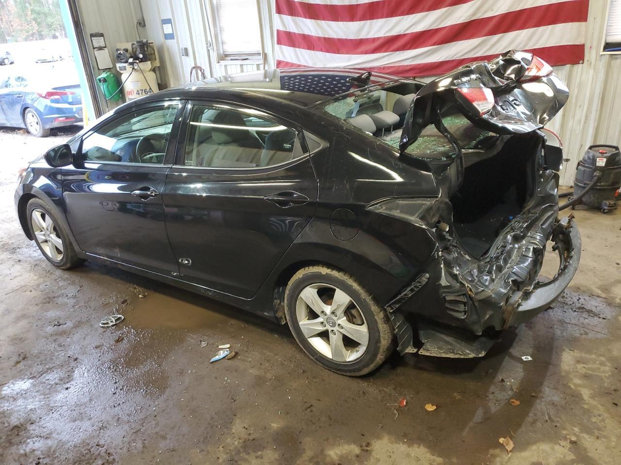 2013 HYUNDAI ELANTRA GL - Image 2