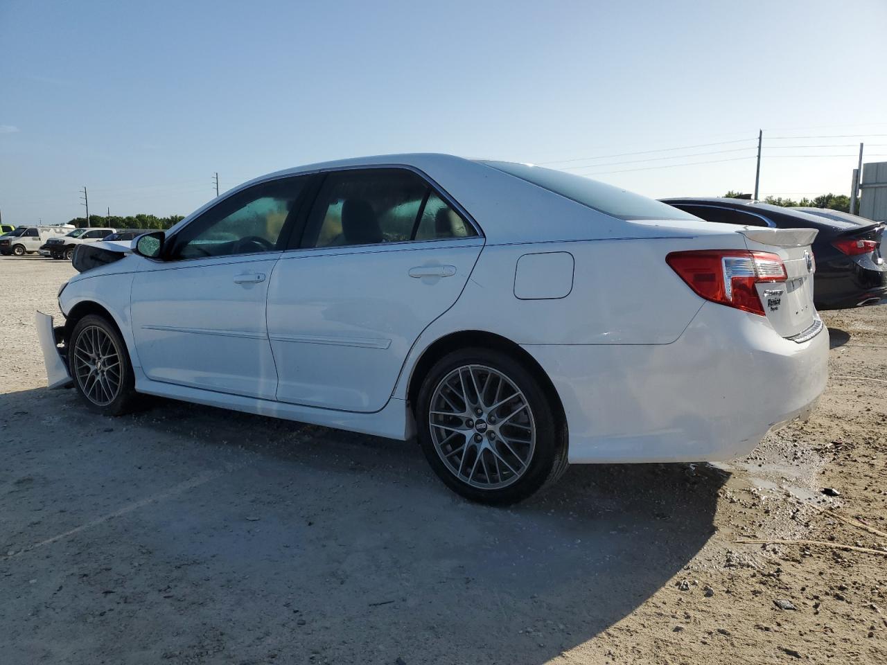 2012 TOYOTA CAMRY BASE - Фото 2