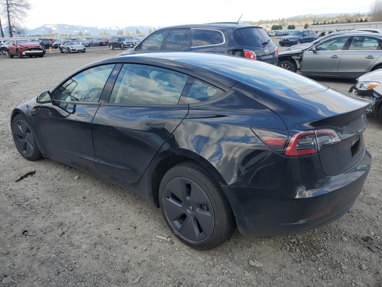2023 TESLA MODEL 3 - Фото 2